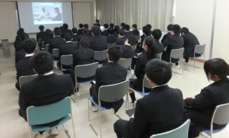 ネットトラブル防止研修会（２・３学年）