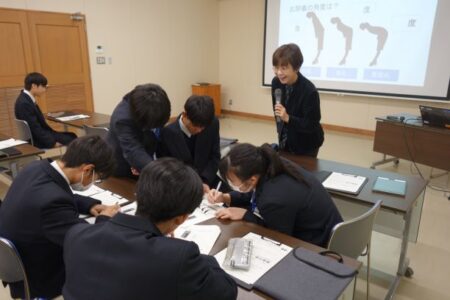 ビジネスマナー講座（３年）