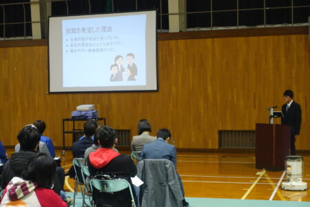 卒業生進路報告会