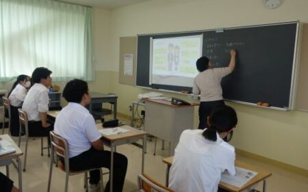 「保健Schoolザ・ワールド（６月）」事前保健指導